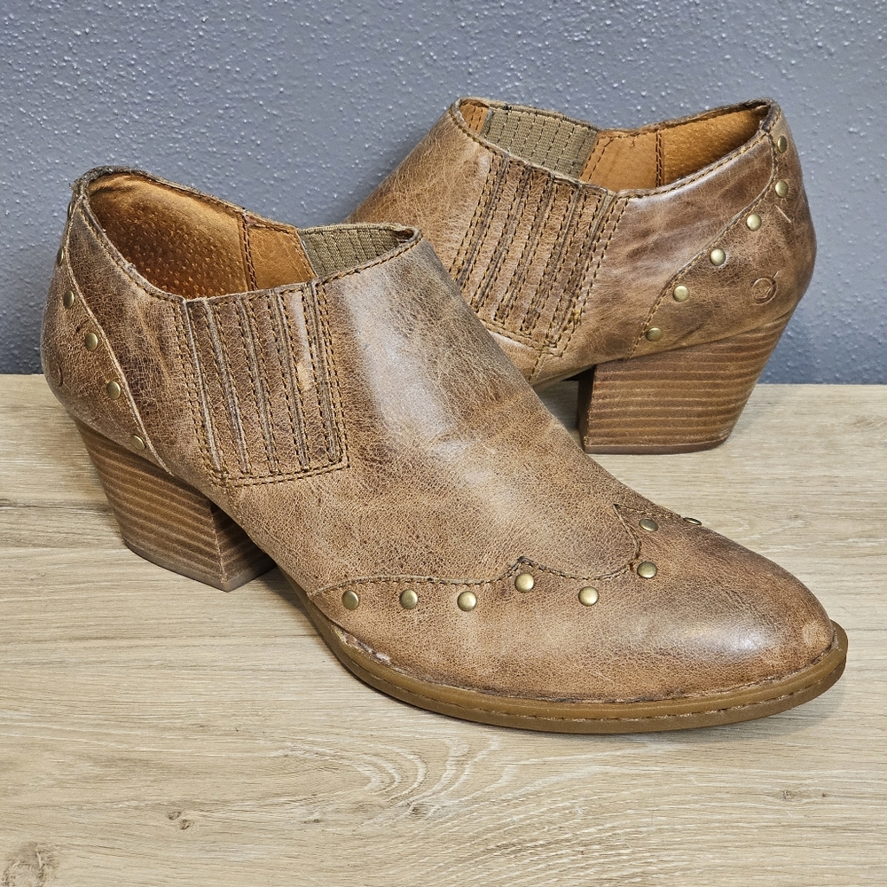 Born Tour Western Boots Womens 11 M Ankle Studed Booties Block Heels W11991